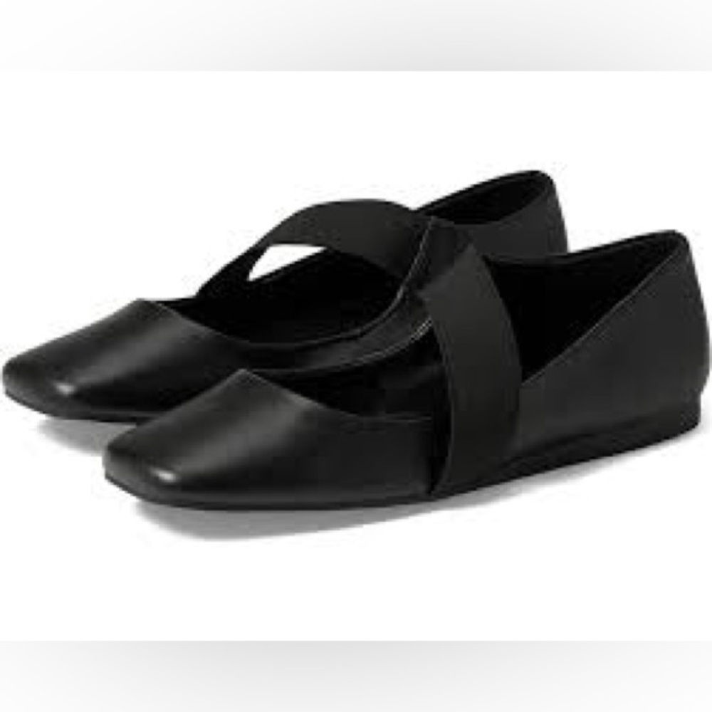 Blondo Bryana water resistant ballet flats